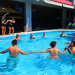 Flamingo Sunny ホテル 4*