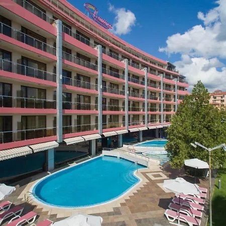 Hotell Flamingo Sunny 4*