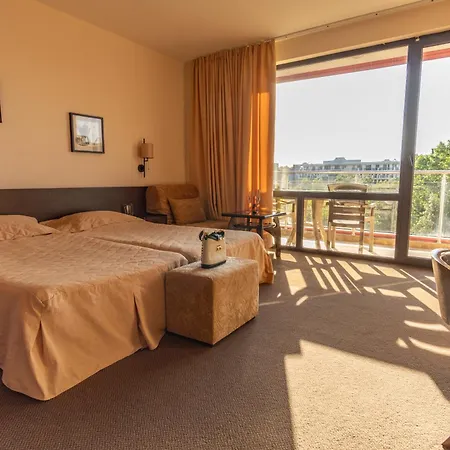 Otel Flamingo Sunny 4*