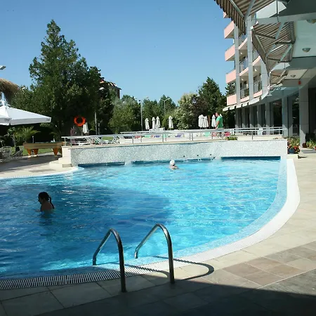 Flamingo Sunny 4*