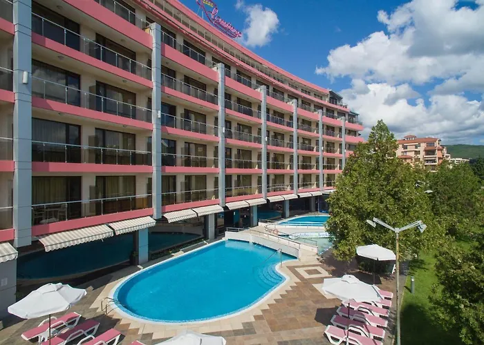 Hotell Flamingo Sunny 4*