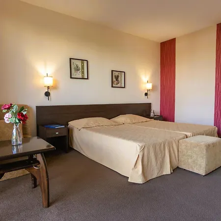 Flamingo Sunny Отель 4*