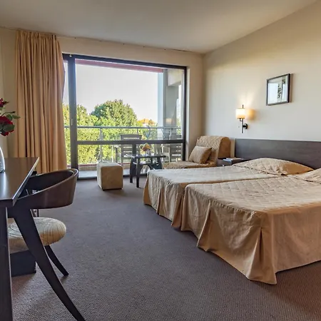 Отель Flamingo Sunny