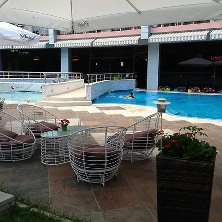 Flamingo Sunny Szálloda 4*