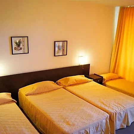 Flamingo Sunny Szálloda 4*