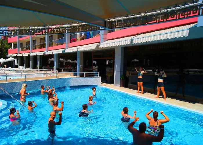 Flamingo Sunny Otel 4*